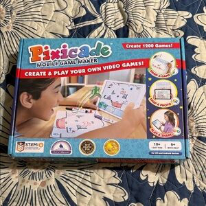 Mobile Game Maker - Create Your Own Video Games - Blue